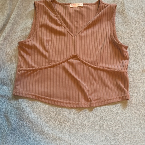 Brown Ribbed Crop Tank - Picture 5 of 7